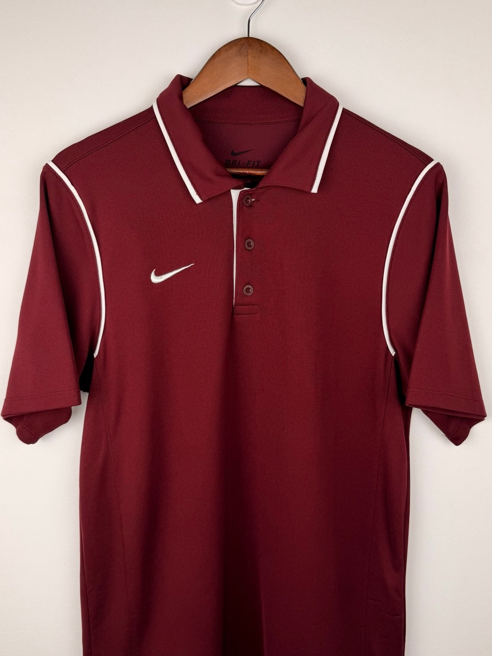 Nike Dri-FIT Burgundy Polo Shirt Small Athletic Golf